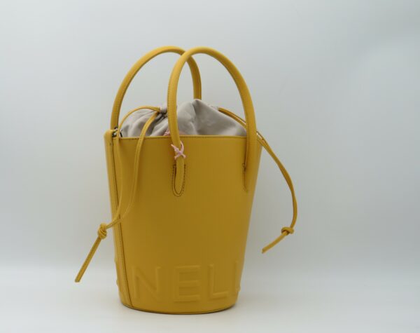 COCCINELLE SECCHIELLO PELLE GIALLO - immagine 2