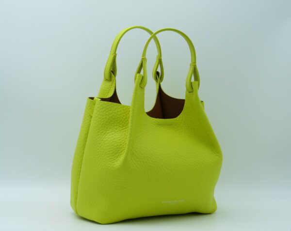 GIANNI CHIARINI BORSA A MANO/TRACOLLA "DUA" IN PELLE GIALLA - immagine 2