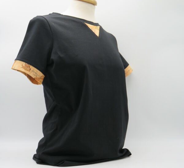 ALVIERO MARTINI 1'CLASSE TSHIRT NERA+ GEO - immagine 2