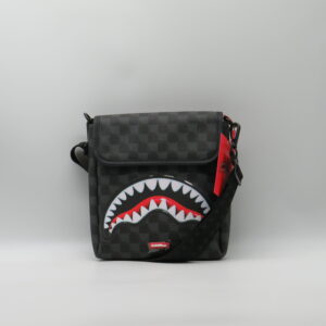 SPRAYGROUND TRACOLLA UOMO DAMIER GRIGIO BOCCA SQUALO